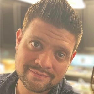 Meet your Posher, Mark